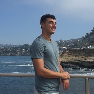 Meet your Posher, Eric